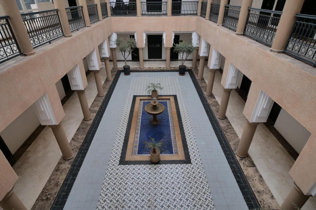 El Olivar Palace Marrakech El Harkat المظهر الخارجي الصورة The central courtyard of the hotel