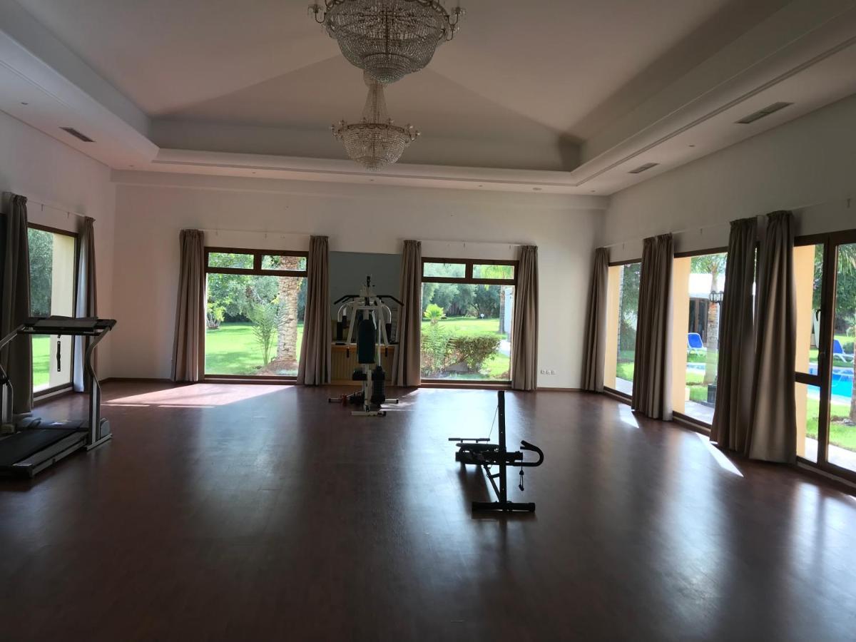 El Olivar Palace Marrakech El Harkat المظهر الخارجي الصورة The gym at the residence of the ambassador of the United States to the Republic of the Congo